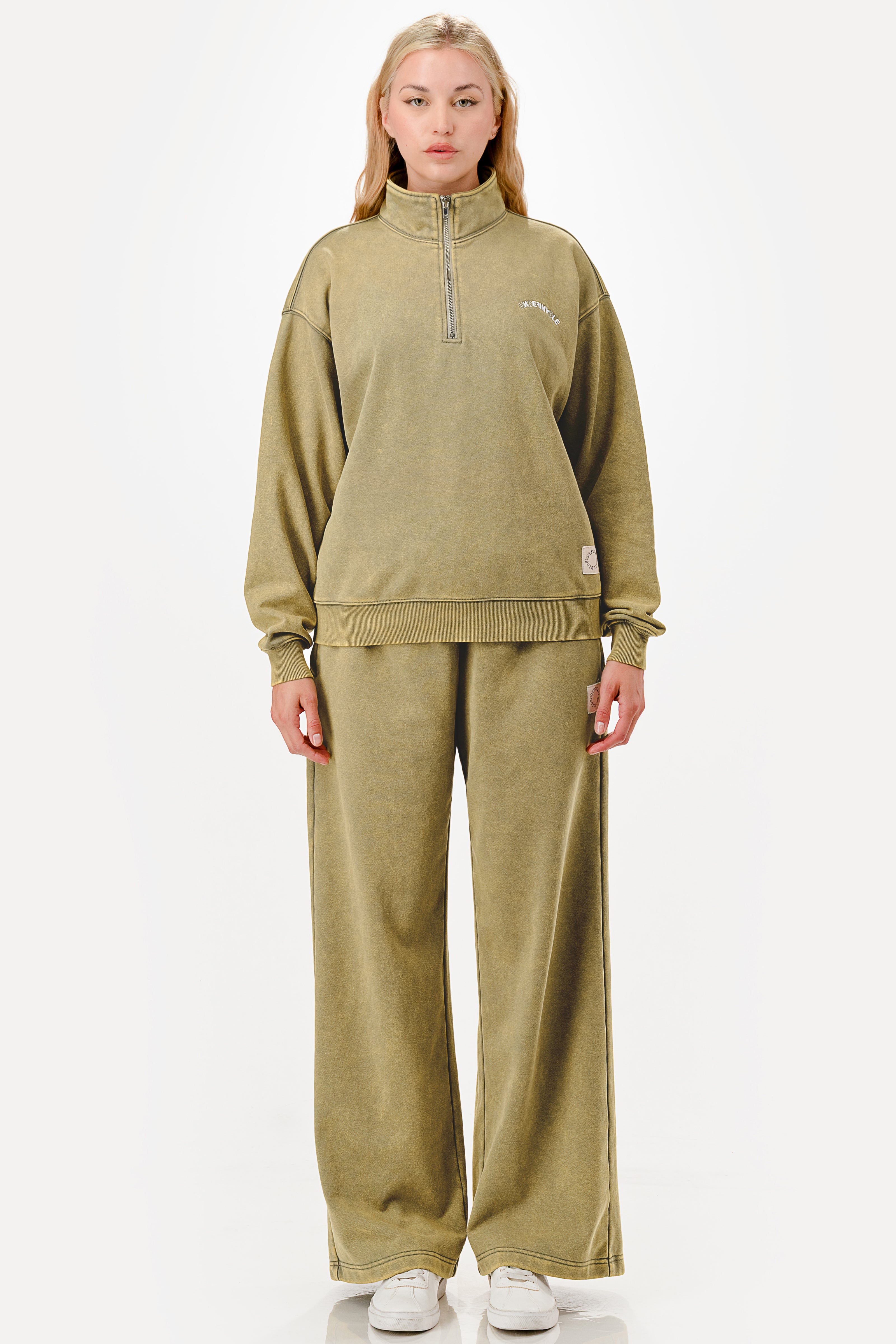 [PRE-ORDER] Urban Acid Washed Quarter-Zip Sweatshirt – 420gsm French Terry (Sage / Black)